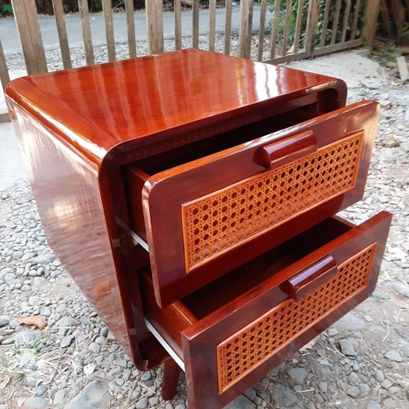 Bufet Pendek Nakas Laci Kombinasi Rotan