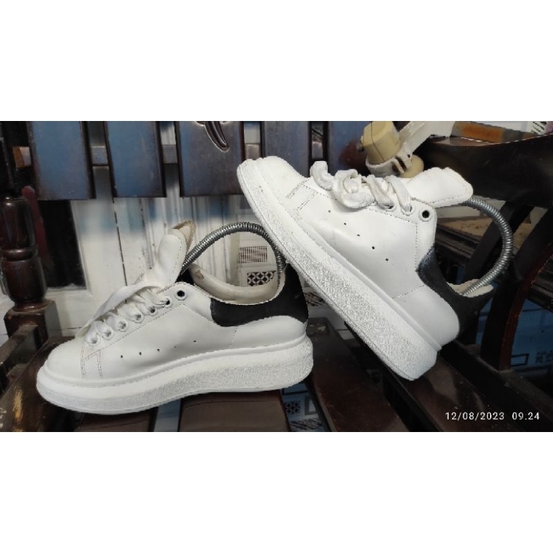 Alexander McQueen 36 putih hitam