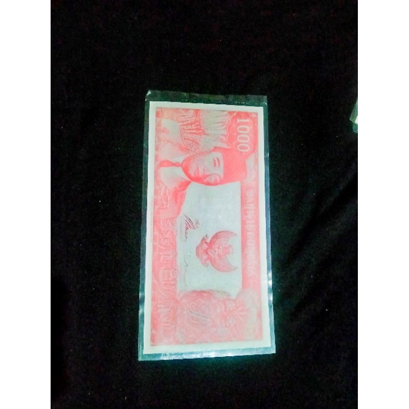 Hobby Koleksi Uang Kuno Soekarno Melengkung 1000 Merah Gatotkaca