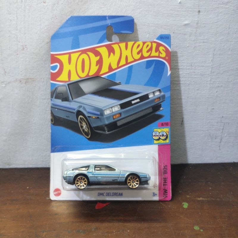 Hotwheels dmc delorean