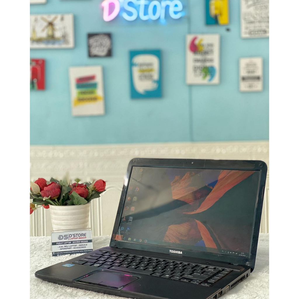 TOSHIBA C840 CORE i3 RAM 4GB HDD 500GB COCOK BUAT ANAK SEKOLAH