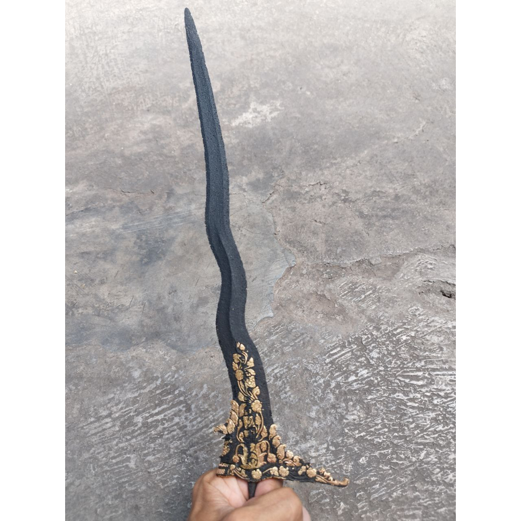 Keris Kinatah Megantoro luk 5 pamor Keleng