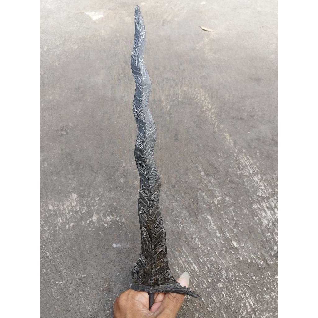 Keris Luk 9 Panimbal pamor Blarak Sineret