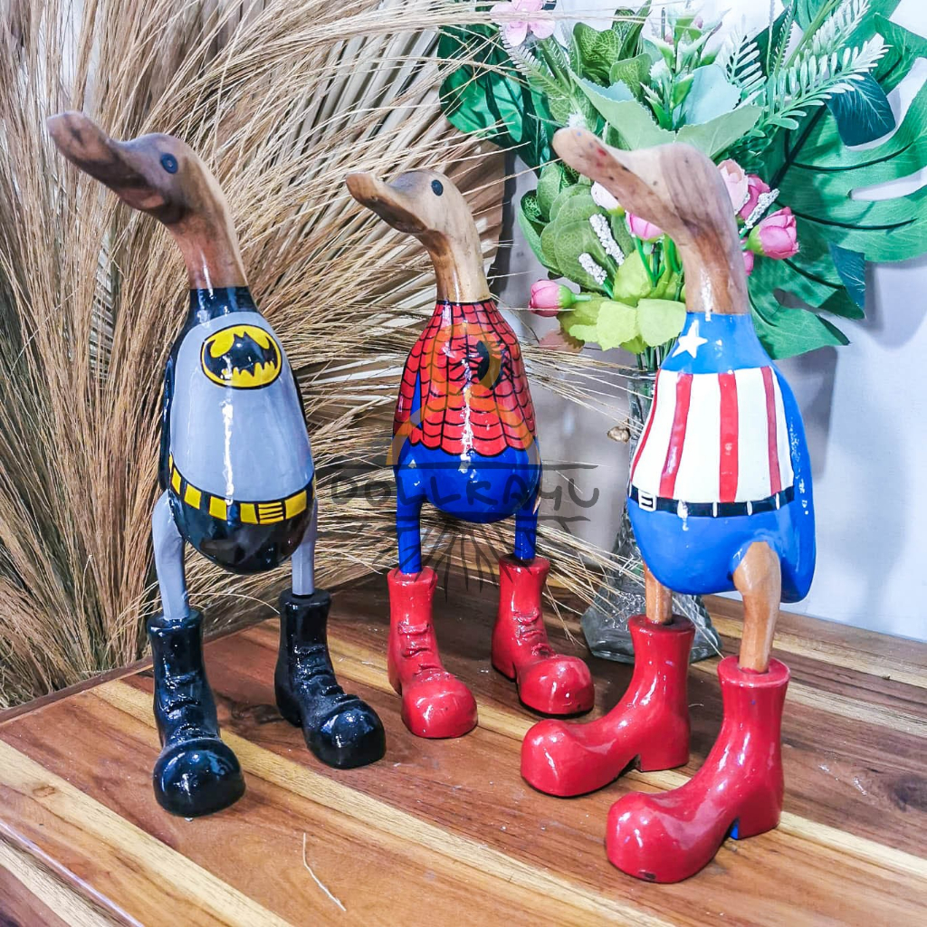 Dekorasi Aesthetic Hiasan Bebek Kayu Superheroes