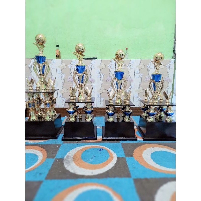 piala bola kaki 4 set 1234