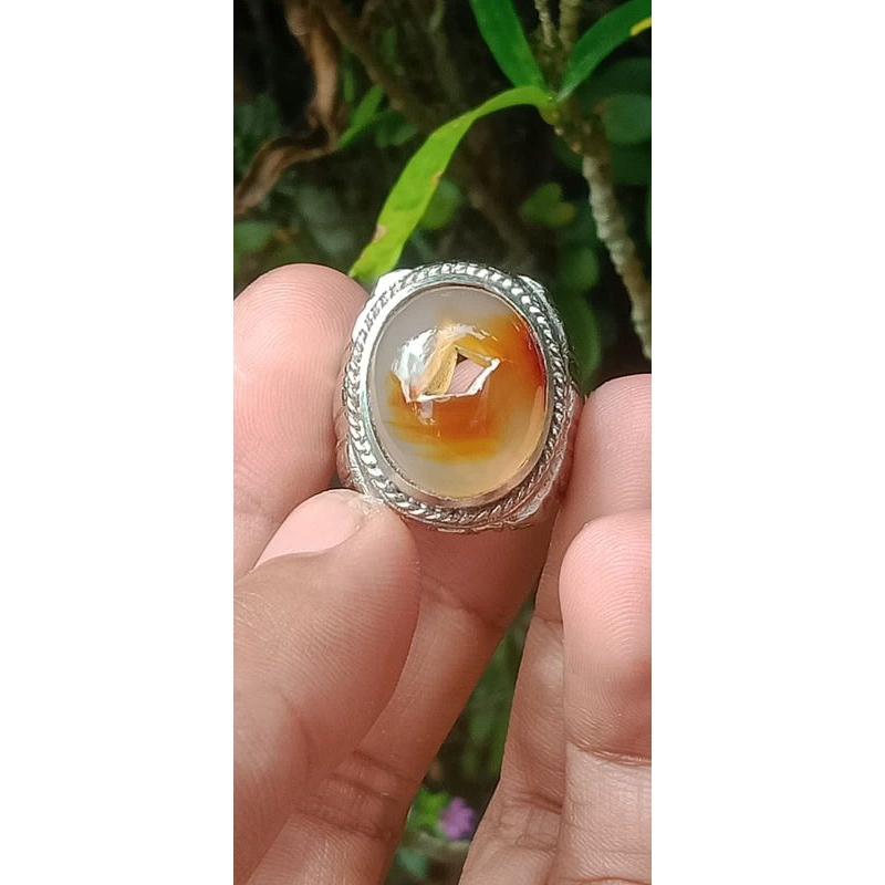 Batu cincin combong