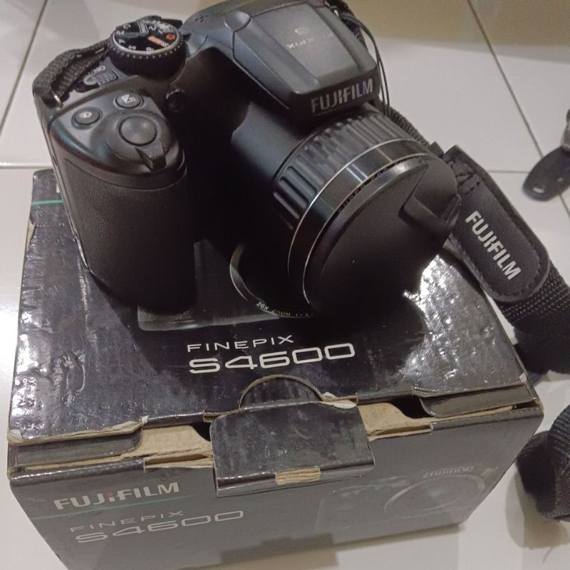 Kamera FUJIFILM FINEPIX S4600