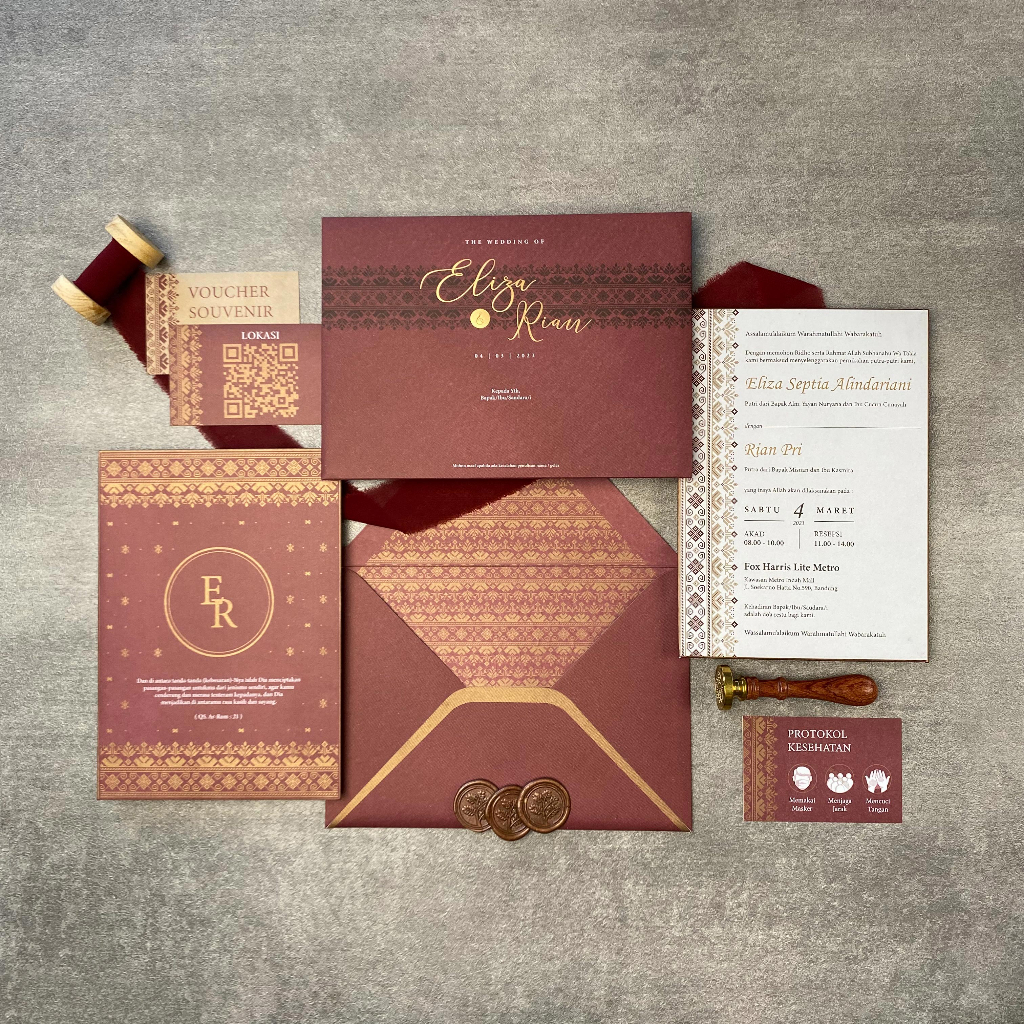 [50 PCS] wedding invitation hard cover aesthetic