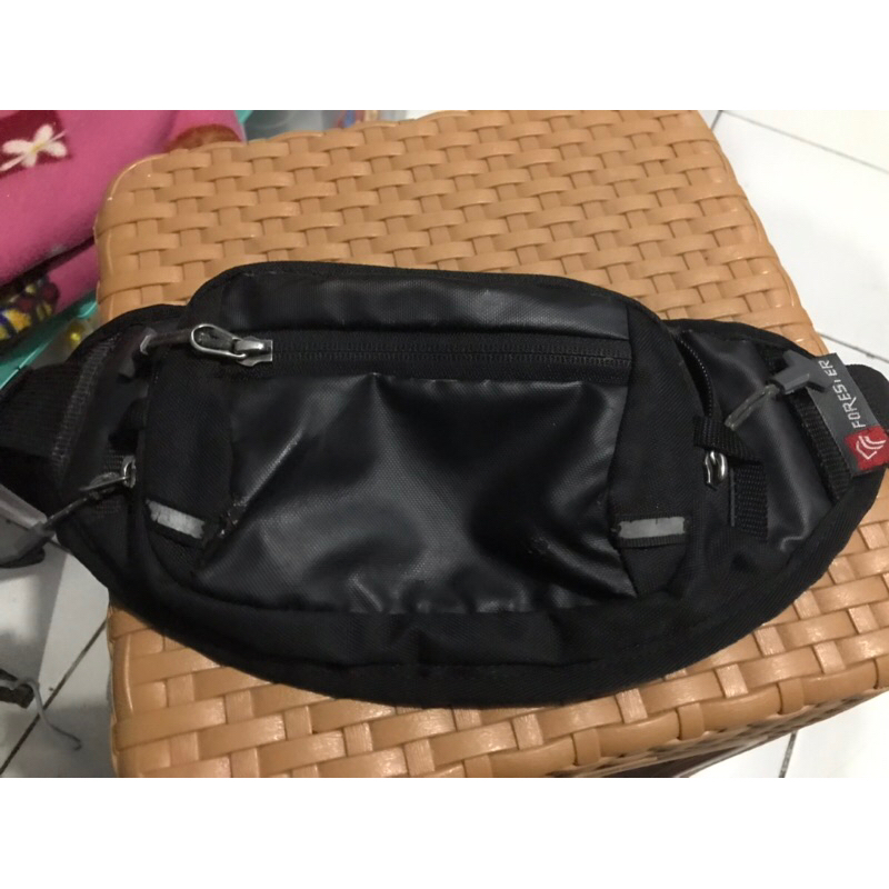 tas selempang waistbag forester bekas