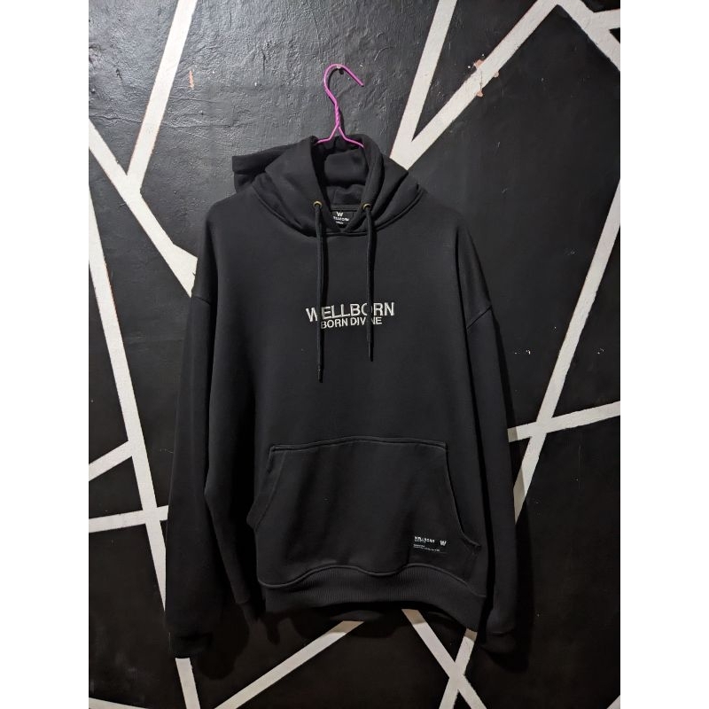 hoodie wellborn hitam second