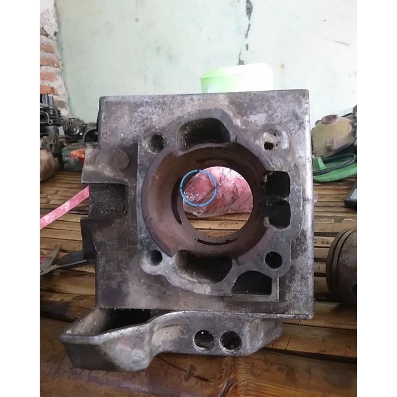 BAHAN Blok Silinder Blok Cylinder Blok Suzuki Satria R RU 120cc Original Bekas Copotan Motor Second 