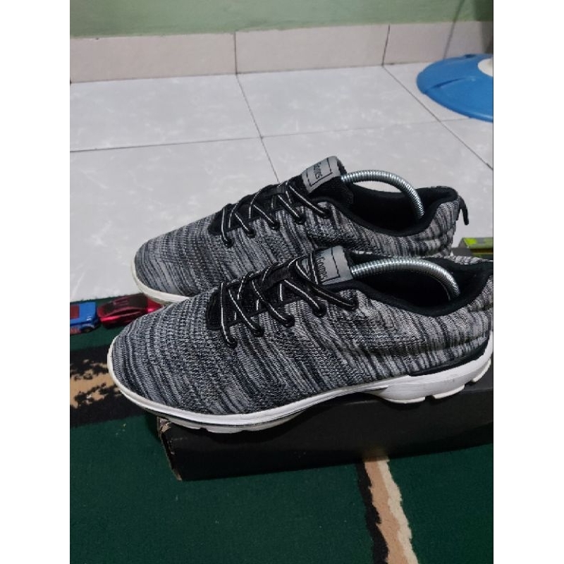 sepatu Lari Running paolo Gomes