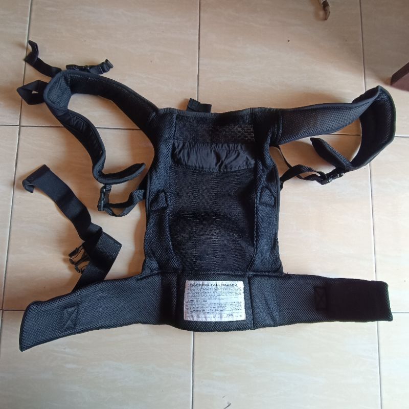 ergobaby performance ventus baby carrier hitam