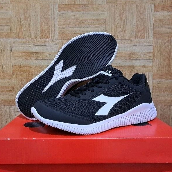 Sepatu Diadora Eagle 2 Original - Sport - Running - Black - Fitnes - Murah