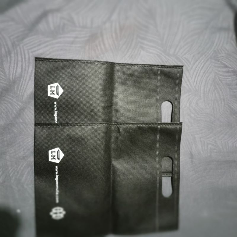 

paper bag Emas