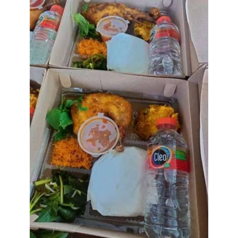 

Nasi Box Plus Air Mineral Botol Termurah Halal