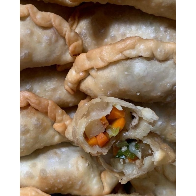 

Pastel Goreng Isi Ayam / Telur