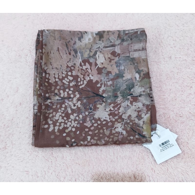 READY Buttonscarves Warehouse Sale As Is Items Minor Defect Ukuran XL Syar'i New York NY Series Trib