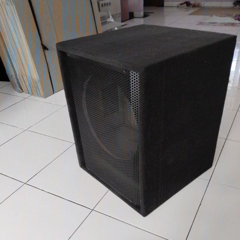 Box Subwoofer 15 inch ram besi plus grill