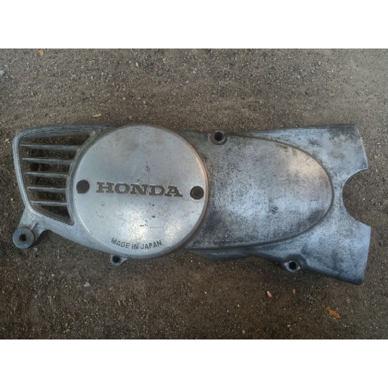 TUTUP MAGNET MAGNIT HONDA SUPERCUP C700 C800 C70 ENGKEL KALTER KIRI HONDA SUPERCUP C700 C800 C70 ENG