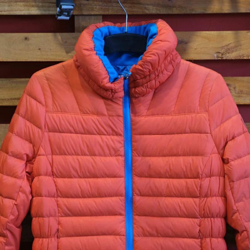 jaket bulang second Olivia Hassler original jaket gunung outdoor camping hiking original