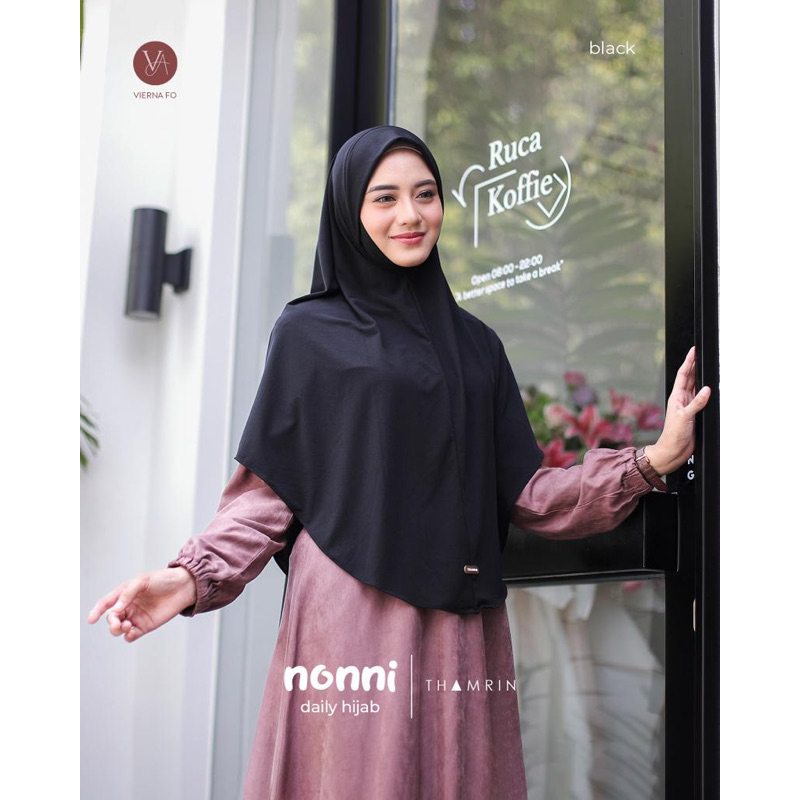 Nonni Hijab Thamrin Vierna FO