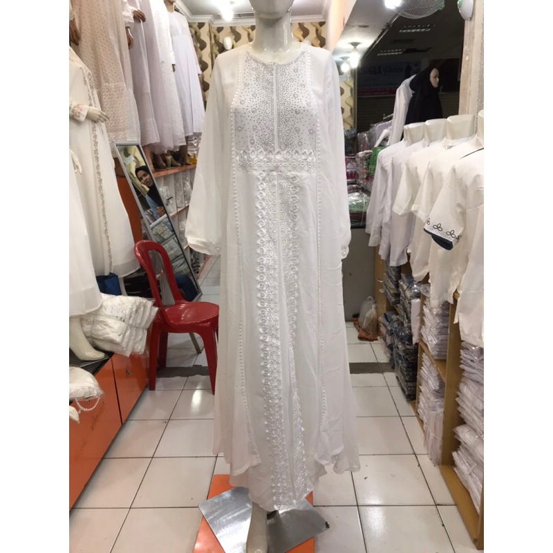 Gamis Dress Makkah 332 berbahan Cerutti Baby Doll berbordir dan payet till dada  Model Simpel Terbar