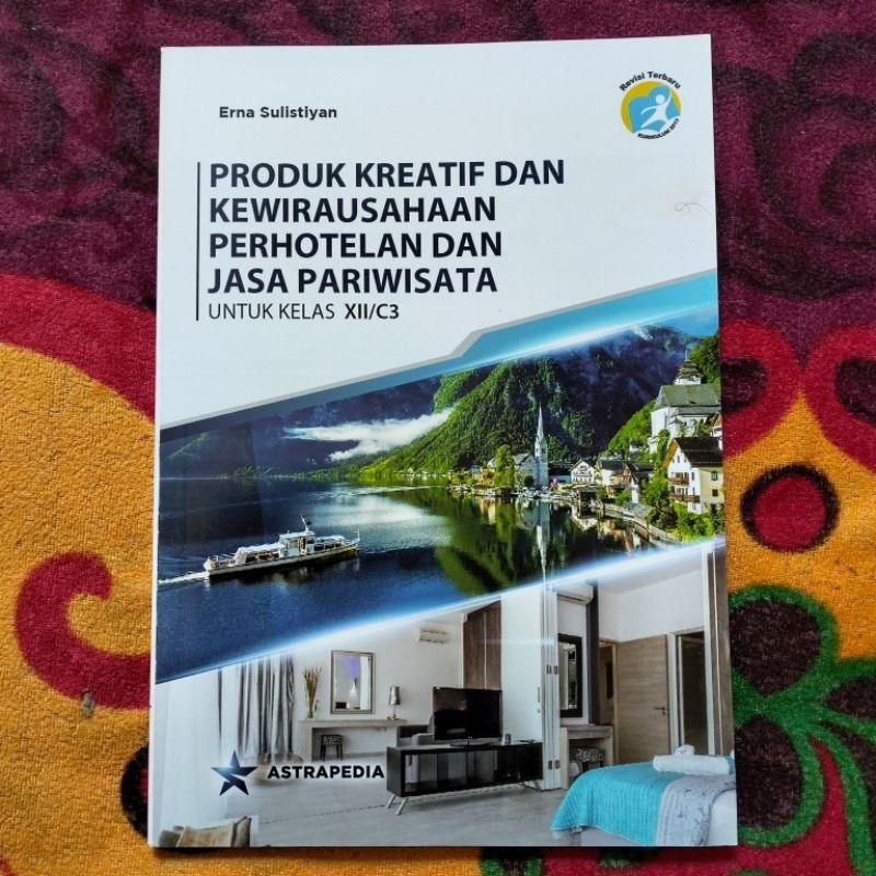ORIGINAL BUKU PRODUK KREATIF DAN KEWIRAUSAHAAN PERHOTELAN DAN JASA PARIWISATA KELAS 12 C3 SMK