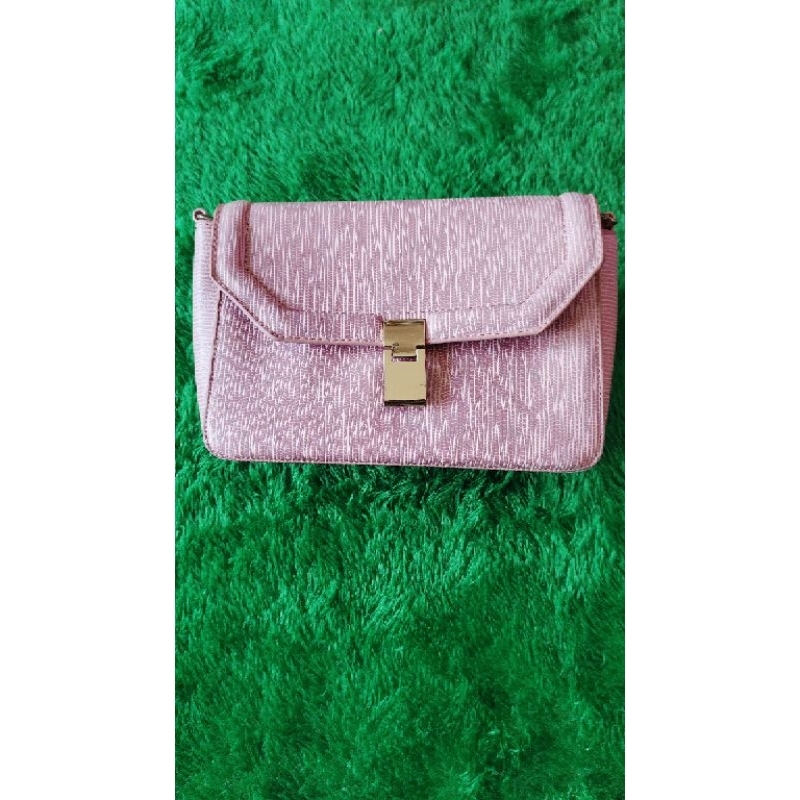 Tas Wanita Selempang Warna Soft Pink PRELOVED