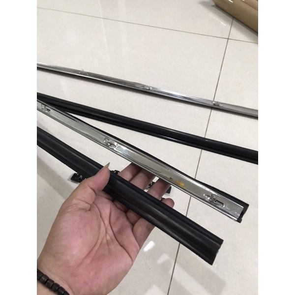 Pelipit Kaca Luar Dalam Mobil Daihatsu Feroza | List Kaca Luar Dalam Daihatsu Feroza