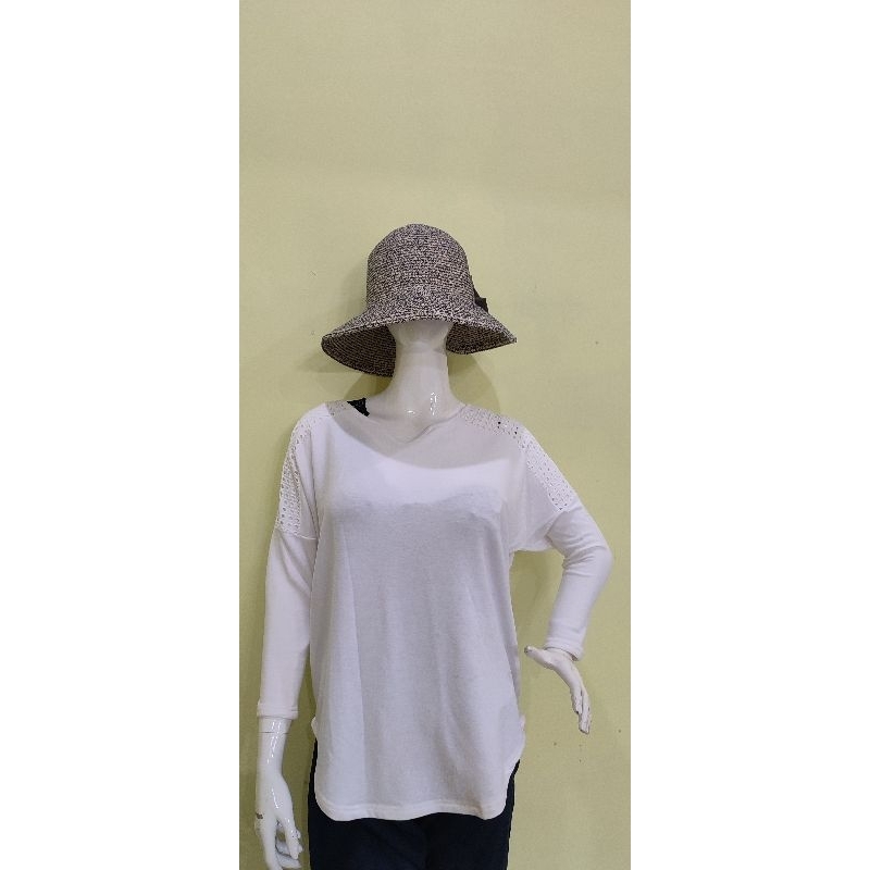 blouse putih jumbo