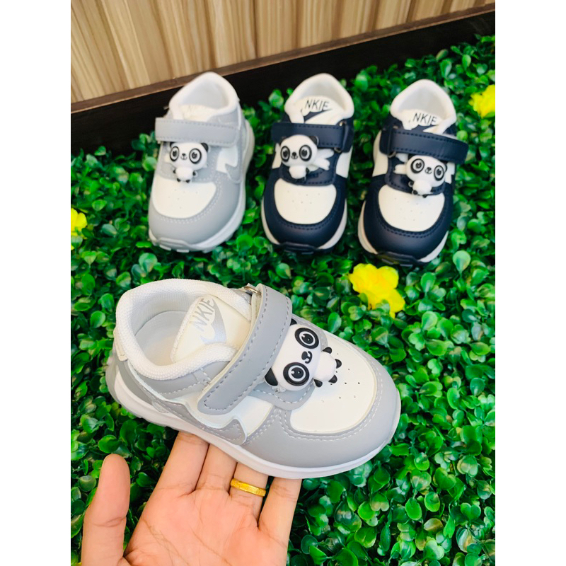 Sepatu Fashion anak import Nike