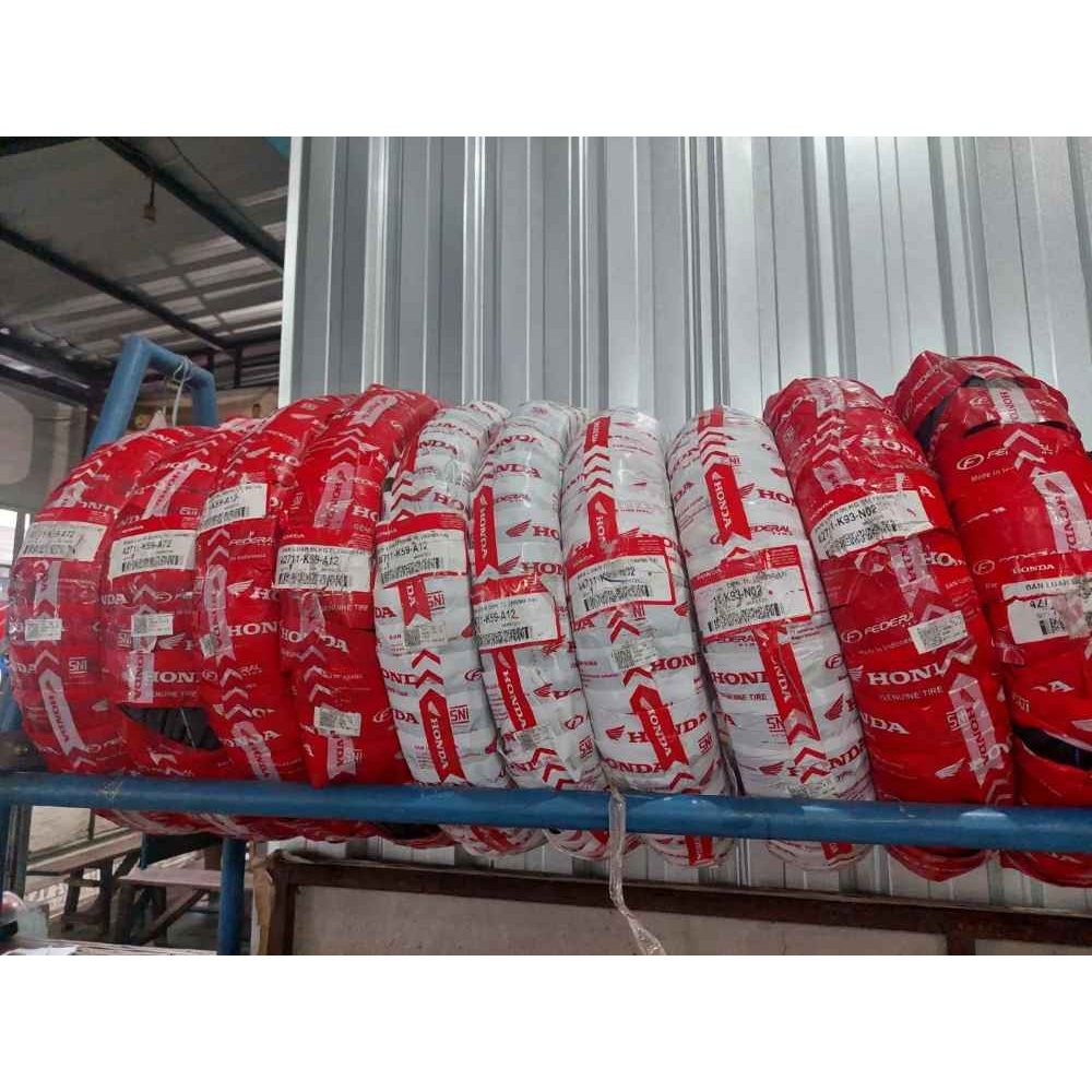 BAN TUBLES LUAR BELAKANG MOTOR SCOOPY  FEDERAL HONDA ASLI