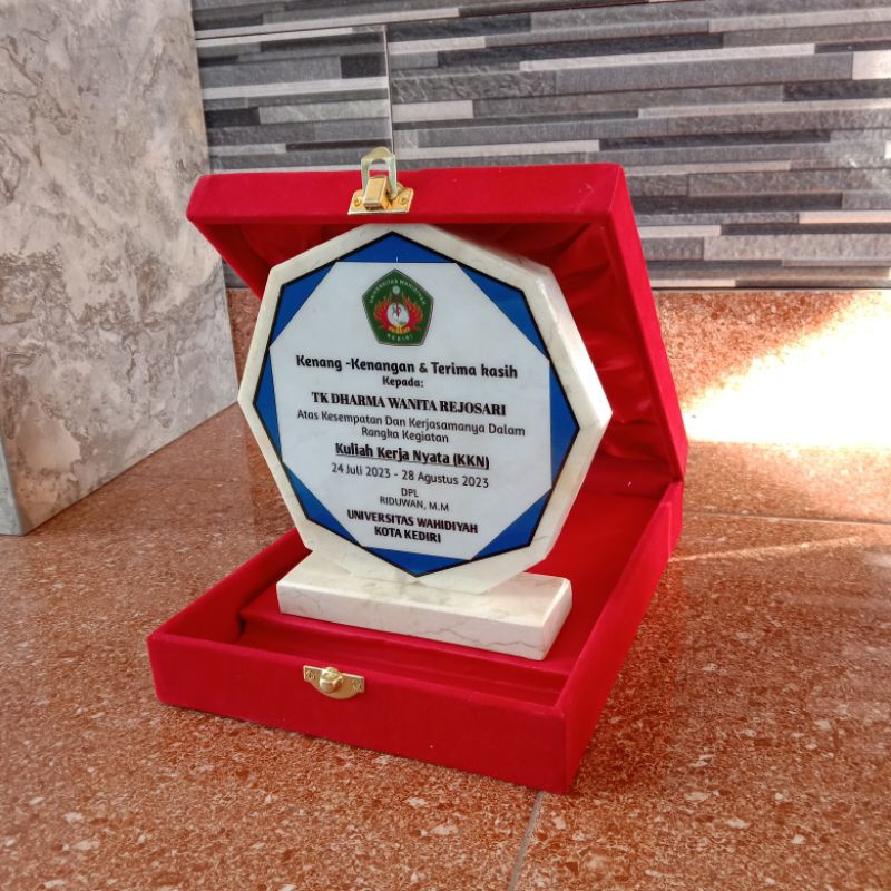 

Vandel marmer dan tempat kotak box