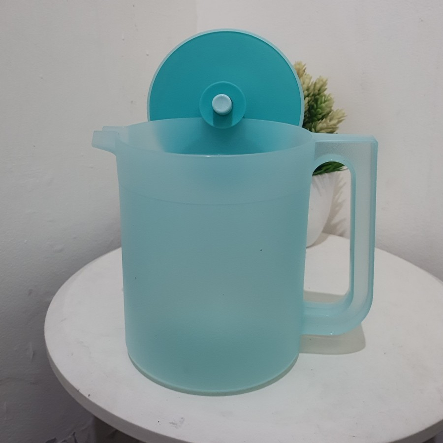 Tupperware pitcher 1 L tosca