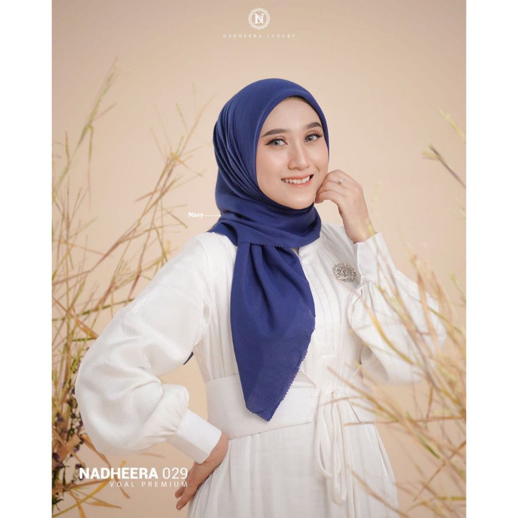 Hijab scarf segi empat NADHEERA 029 by Nadheera Luxury