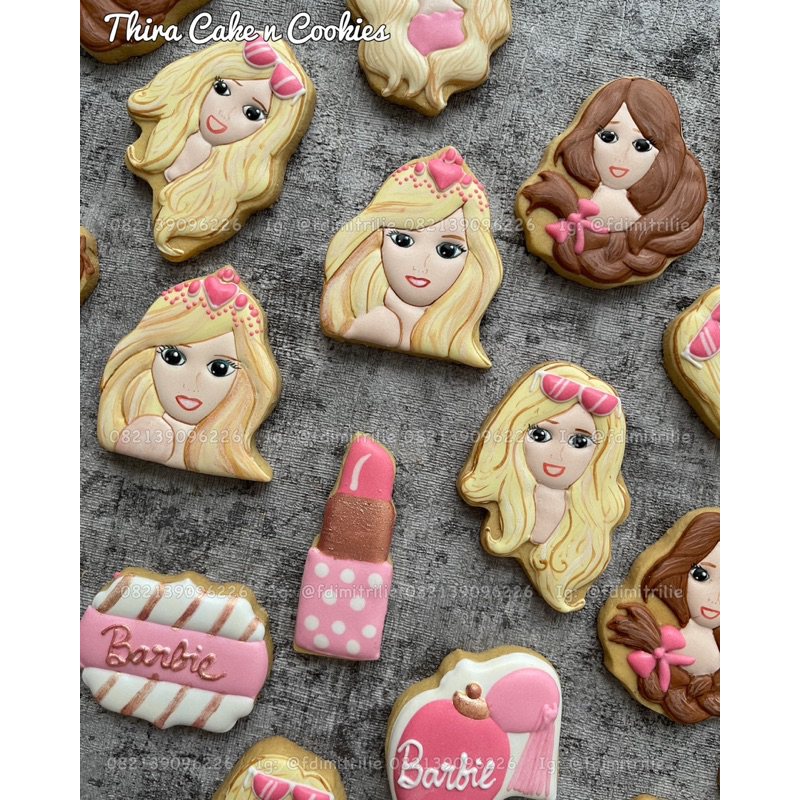 

READY! real pic! 5 pcs mix cookies barbie kue kering kuker icing sugar hias