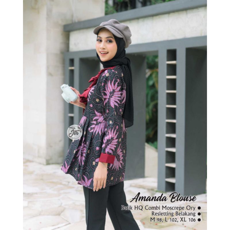 Amanda Blouse Batik
