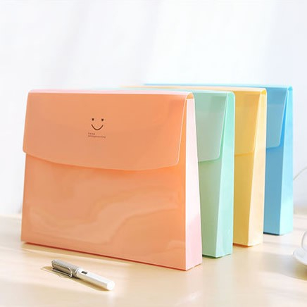 

Map A4 Plastik Show Your Smile