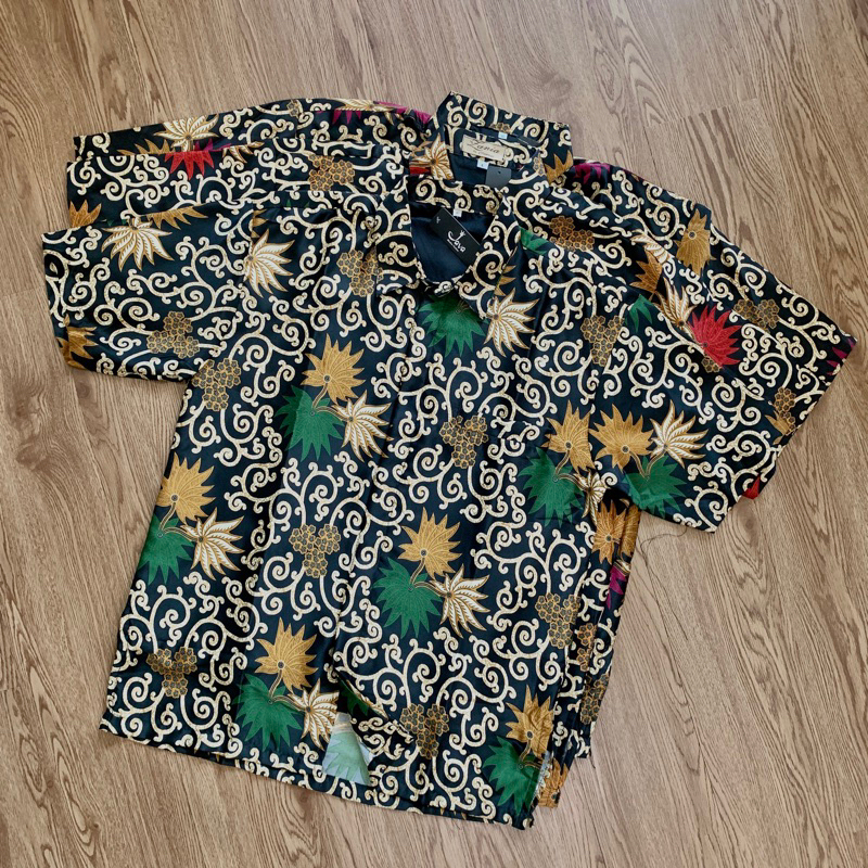 batik pria | batik pria lengan pendek | batik pria premium | batik pria hitam | kemeja batik pria