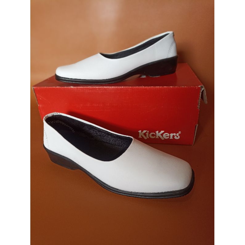 sepatu pentopel putih, hitam, bata, coklat wanita simpel