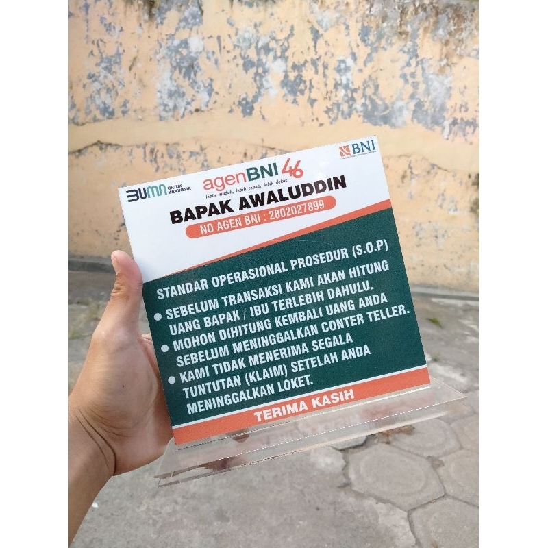 

AKRILIK UKURAN 18X18CM AGEN BNI