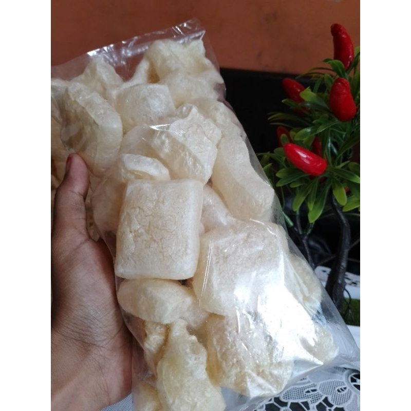 

Kerupuk Kulit Sapi/Jangek