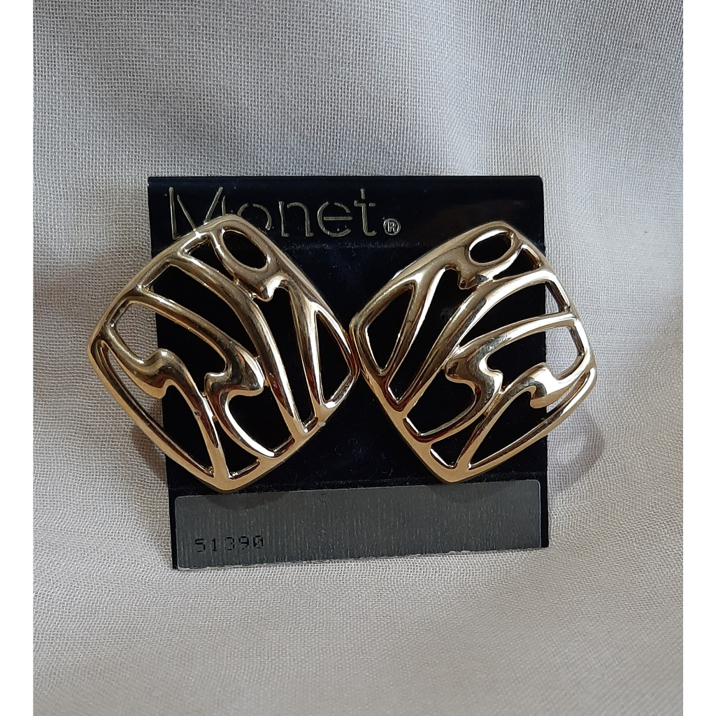 anting monet goldtone