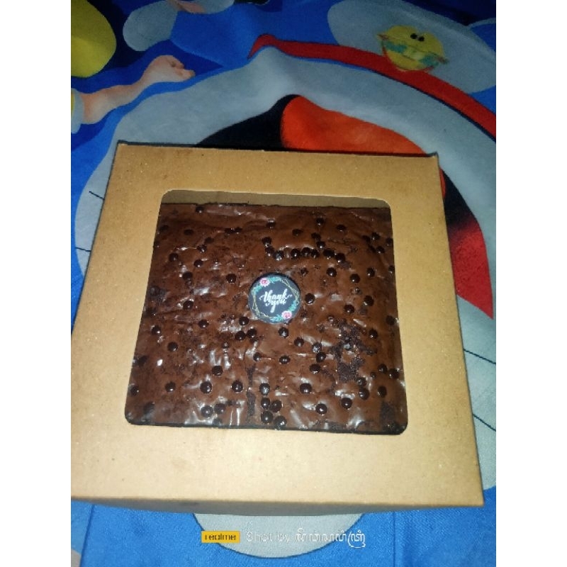 

Shinny Fudgy Brownies 18x18x5cm (Brownies panggang)