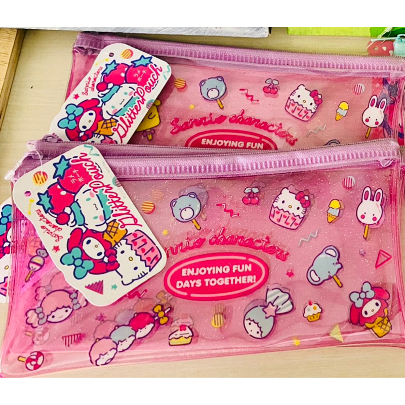 

Tempat alat tulis Ori sanrio hello kotty Kuromi