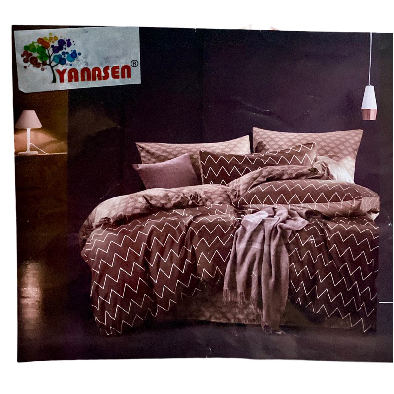 BEDCOVER SET MOTIF GARIS GEOMETRI COKLAT / BEDCOVER + SPREI