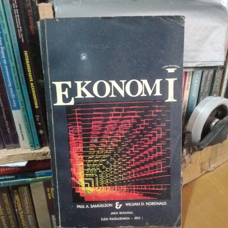 Buku ekonomi Paul samuelson jilid 1 (buku seken)