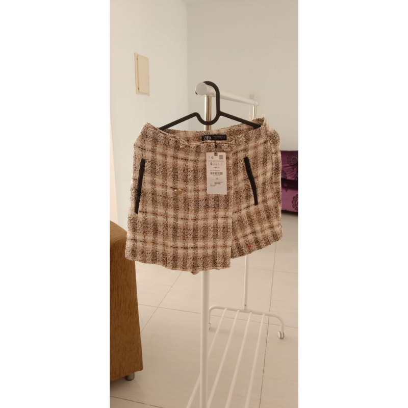 zara tweed skirt