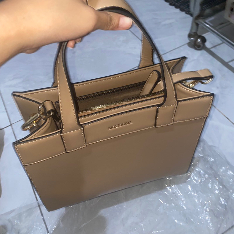 NEW Preloved MOSSDOOM Tas Wanita Leon Hand Bag Wanita